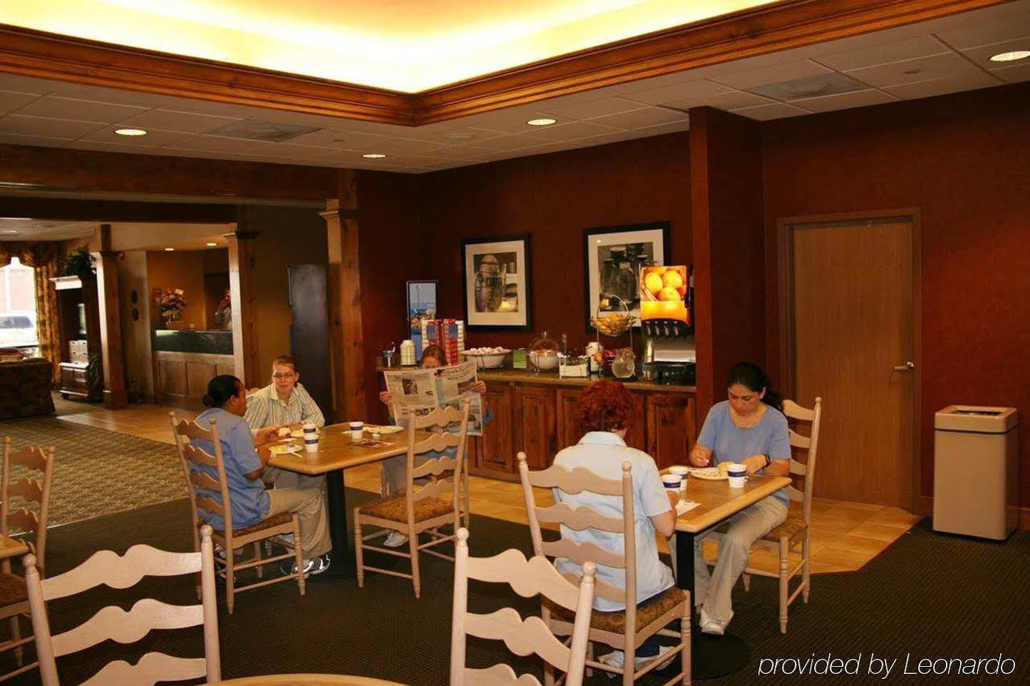 Hampton Inn St. Robert Restaurant photo